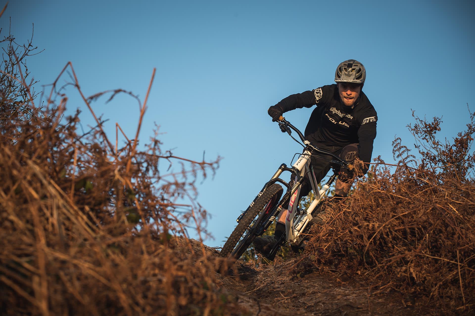 raw-like-vice-olly-wilkins image 6