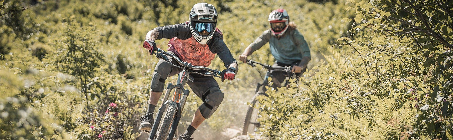 Ready to rock: Enduro FOCUS SAM FOCUS Bikes