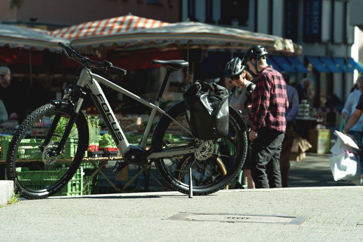 Gepäckträger Gepäckträger und Beleuchtung