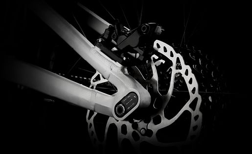 FOCUS FLIP CHIP. Possibilité de pouvoir changer de taille de roue grâce au FOCUS FLIP CHIP.