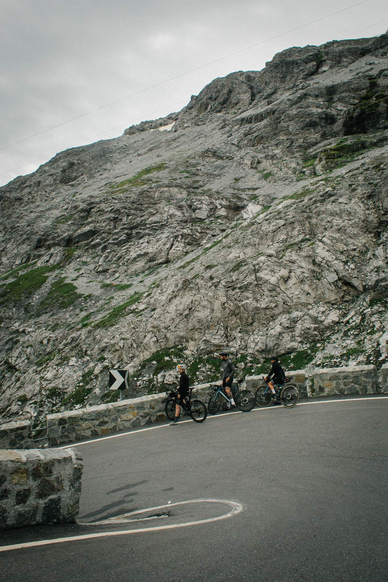 Izalco Max road bike tour Panoramic view from on the road