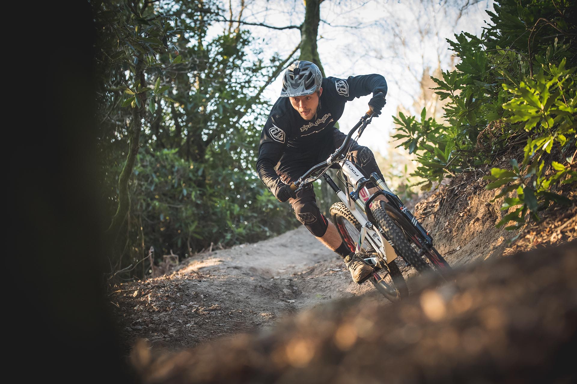raw-like-vice-olly-wilkins image 4