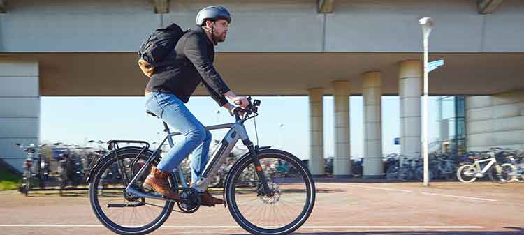 Calorieen verbranden op een elektrische fiets
