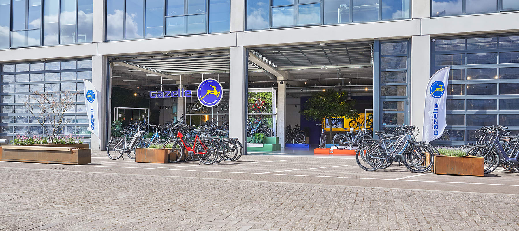 bevind zich Reisbureau engineering Elektrische fiets testen? Gazelle E-bike Testcenter Haarlem
