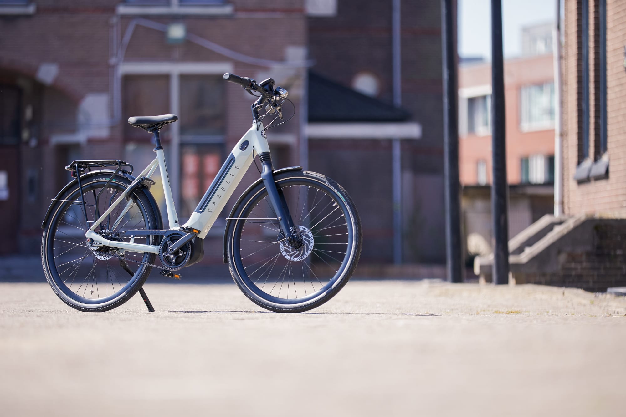 Bici elettrica con motore centrale Bosch