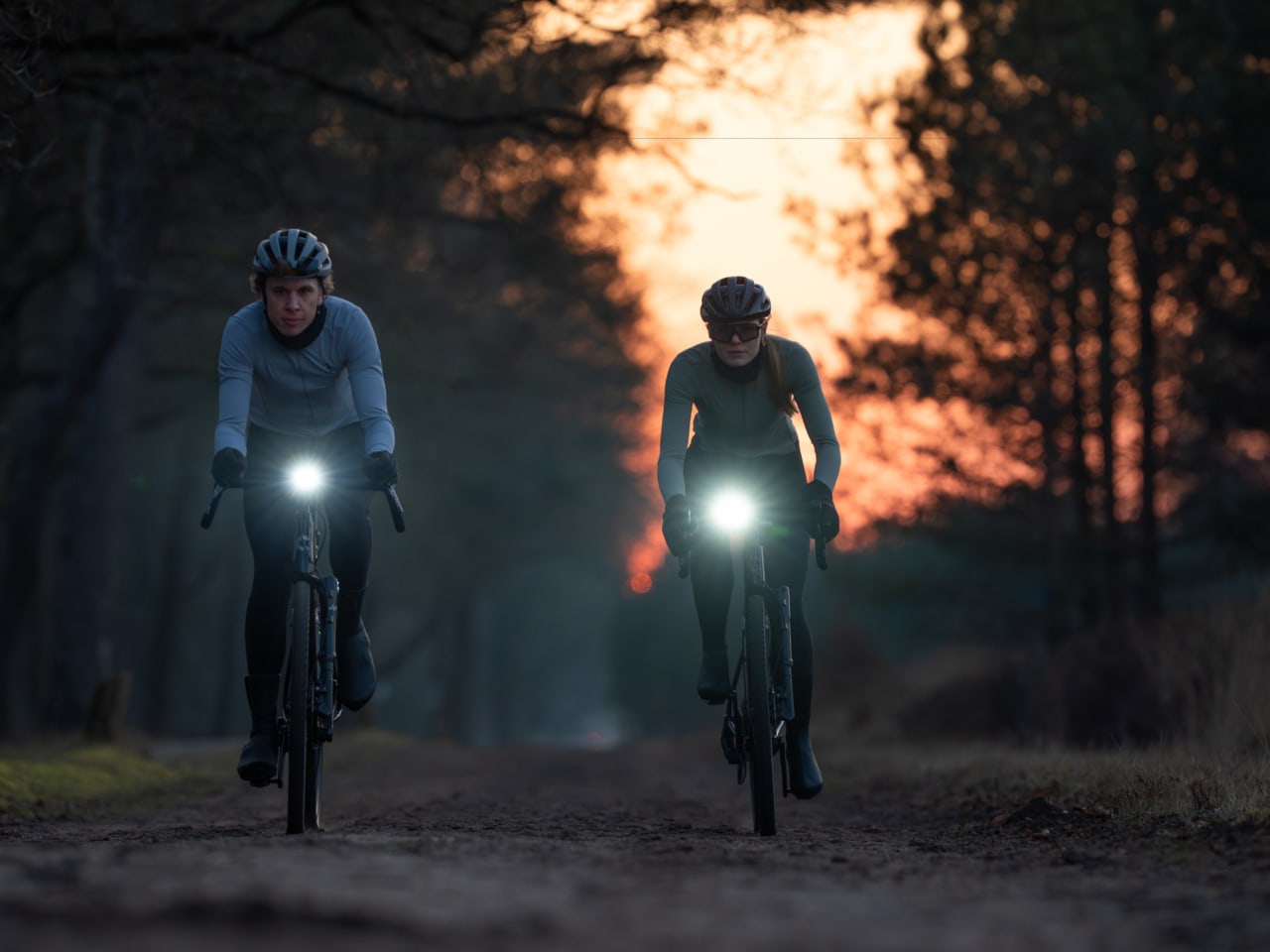 StrikeDuo 1600i + SignalPro 250 Wireless remote Combo