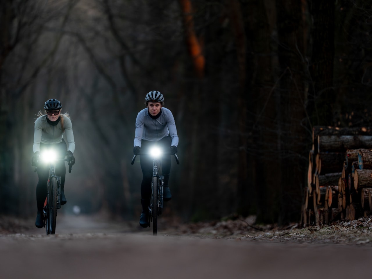 StrikeDuo 1600i + SignalPro 250 Wireless remote Combo