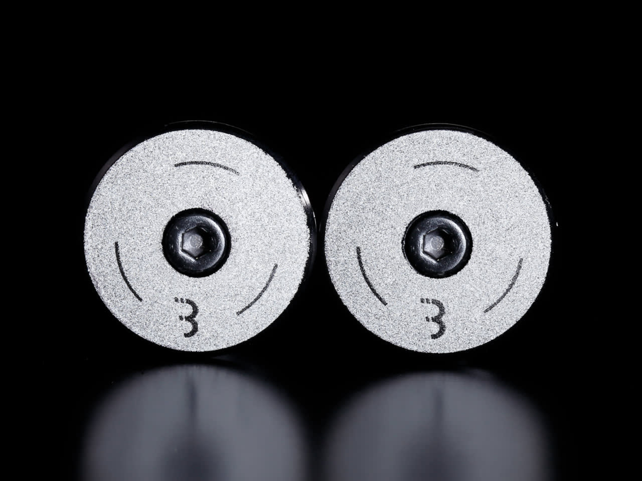 Screw On Alu Reflective