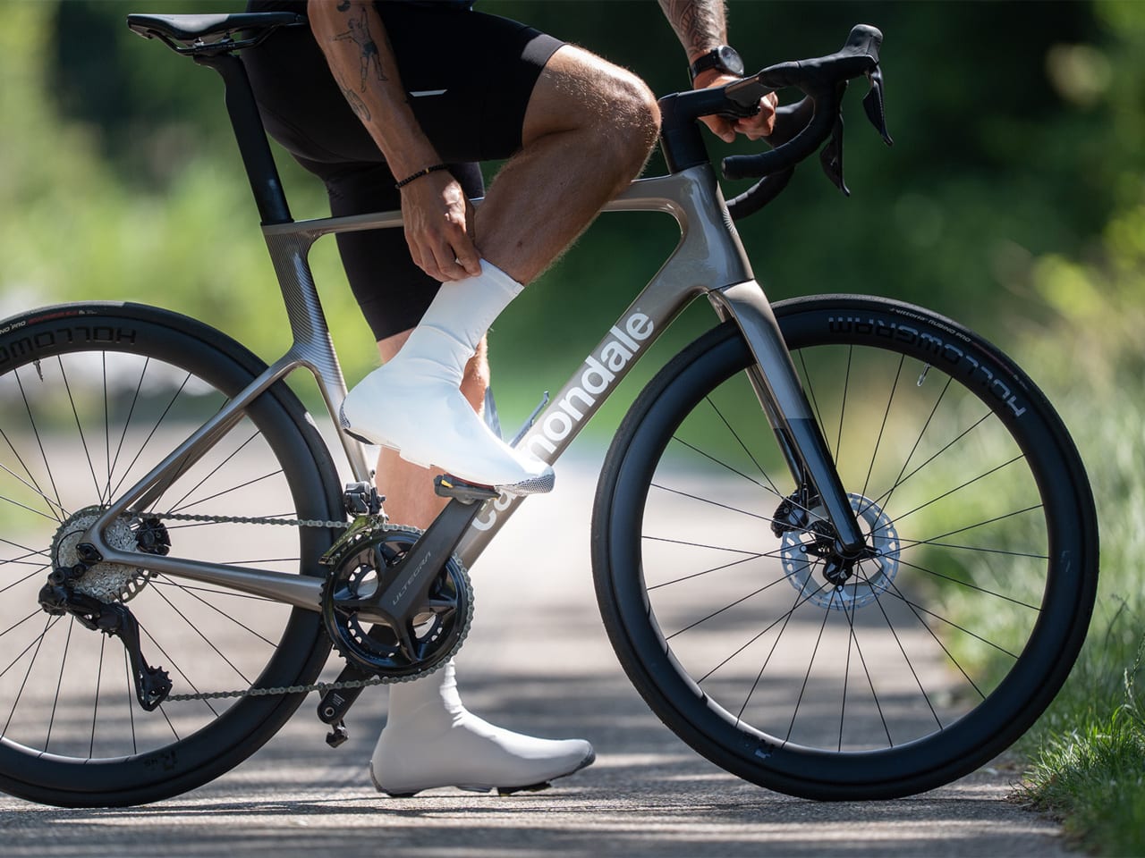 RaceFlex zipperless Shoe covers