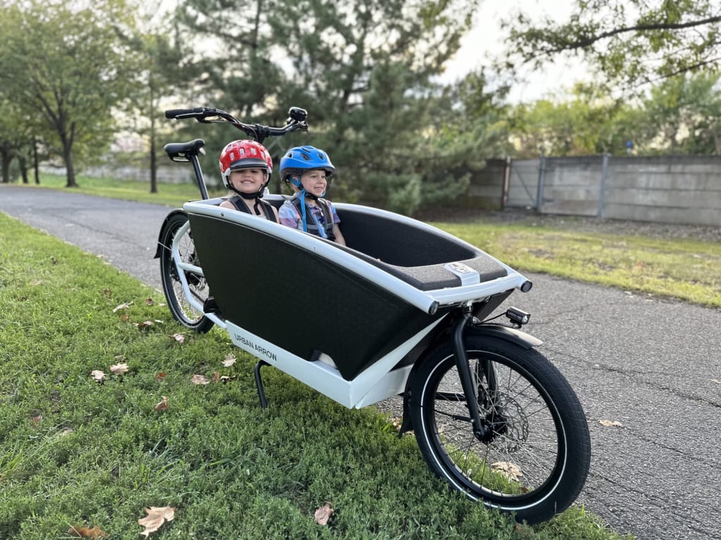 Urban Arrow’s front-loader is a stylish, functional cargo/kid hauler